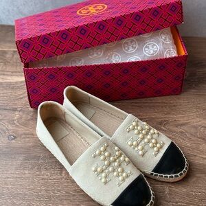 Tory Burch Women's Cream and Black Espadrilles
